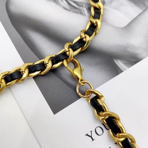 Anthro Black Gold Chain Belt With Designer Mini Charm Bag - Picture 8 of 16